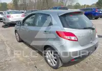 2013 Mazda 2 фото