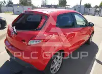2013 Mazda 2 photo