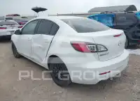2013 Mazda 3 photo