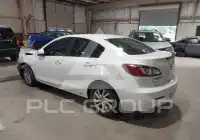 2013 Mazda 3 фото