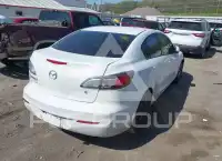 2013 Mazda 3 photo