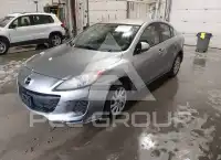 2013 Mazda 3 photo