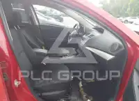 2013 Mazda 3 photo