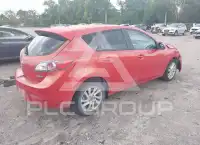 2013 Mazda 3 photo