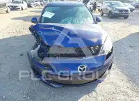 2013 Mazda 3 photo