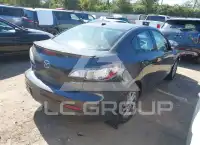 2013 Mazda 3 photo
