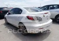 2013 Mazda 3 photo