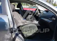 2013 Mazda 3 photo