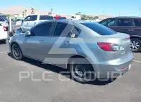 2013 Mazda 3 photo