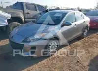 2013 Mazda 3 photo