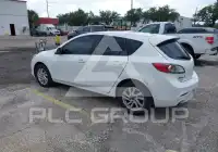 2013 Mazda 3 photo