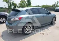 2013 Mazda 3 фото
