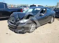 2013 Mazda 3 photo