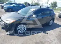 2013 Mazda 3 photo