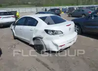 2013 Mazda 3 photo