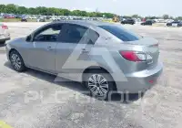 2013 Mazda 3 фото