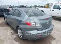 2013 Mazda 3 фото