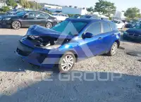 2013 Mazda 3 photo