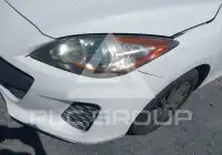 2013 Mazda 3 photo