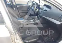 2013 Mazda 3 photo