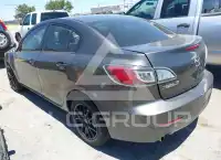 2013 Mazda 3 photo