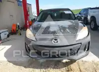 2013 Mazda 3 photo