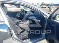 2013 Mazda 3 photo