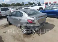 2013 Mazda 3 photo