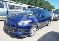 2013 Mazda 3 photo