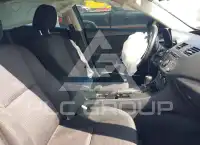 2013 Mazda 3 photo