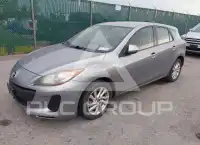 2013 Mazda 3 photo