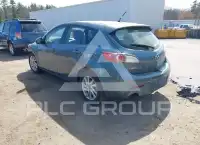 2013 Mazda 3 photo