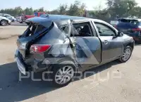 2013 Mazda 3 photo
