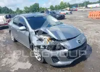 2013 Mazda 3 фото