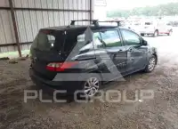 2013 Mazda 5 photo