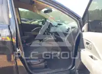 2013 Mazda 5 photo