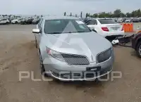2013 Lincoln MKS фото