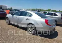 2013 Lincoln MKS photo