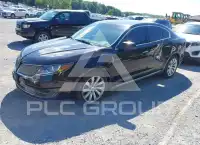2013 Lincoln MKS photo
