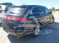 2013 Lincoln MKT фото