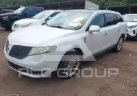 2013 Lincoln MKT фото