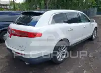 2013 Lincoln MKT фото