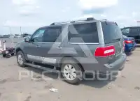 2013 Lincoln NAVIGATOR фото