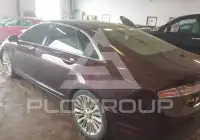 2013 Lincoln MKZ photo