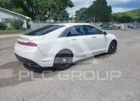 2013 Lincoln MKZ photo