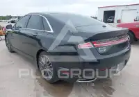 2013 Lincoln MKZ photo