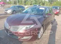 2013 Lincoln MKZ photo