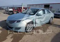 2013 Lincoln MKZ photo