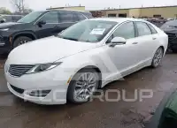 2013 Lincoln MKZ photo