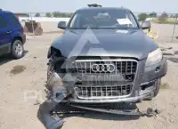 2013 Audi Q7 фото